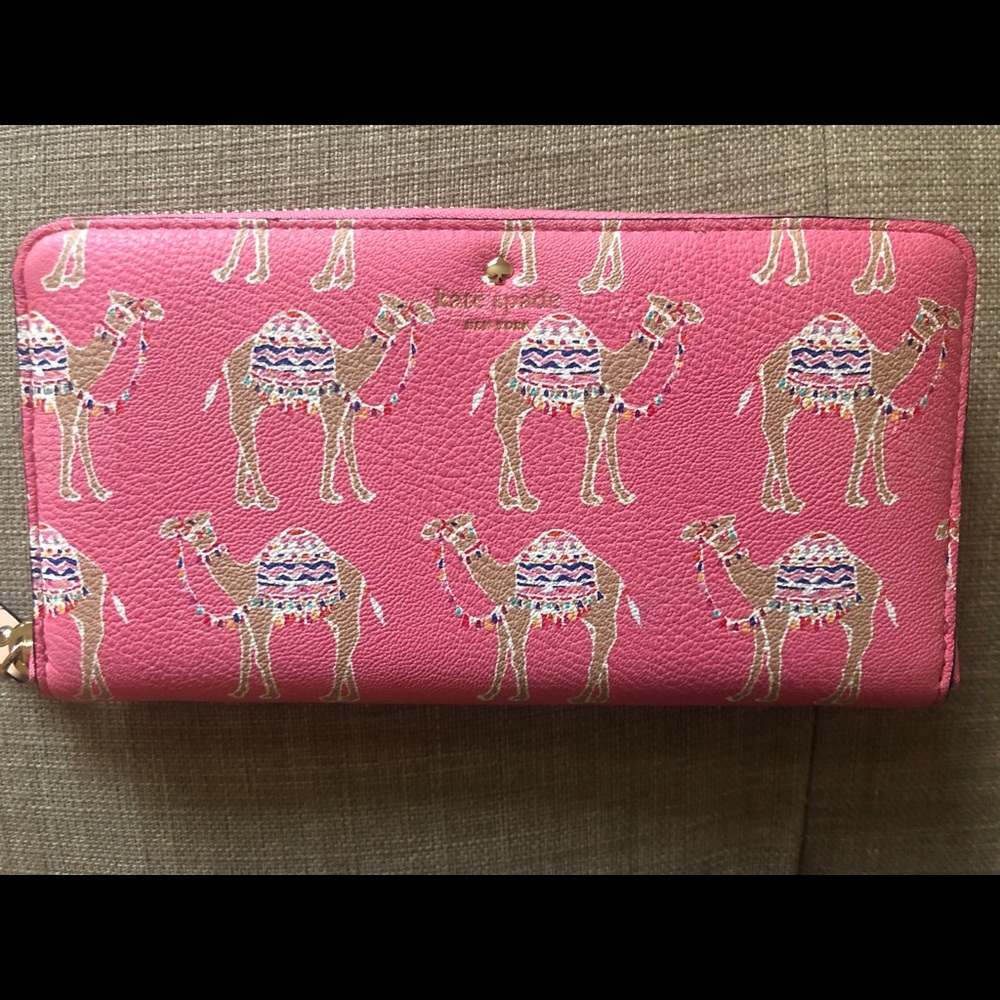 NEW! KATE SPADE. Daycation camel wallet.
